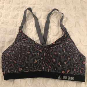 Victoria’s Secret Sports bra 36C